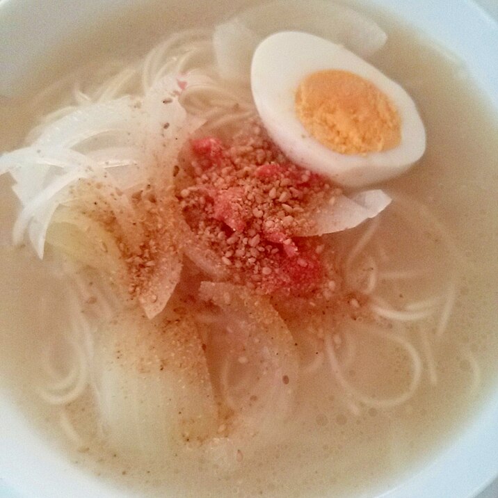 玉ねぎ☆茹で卵☆豚骨ラーメン